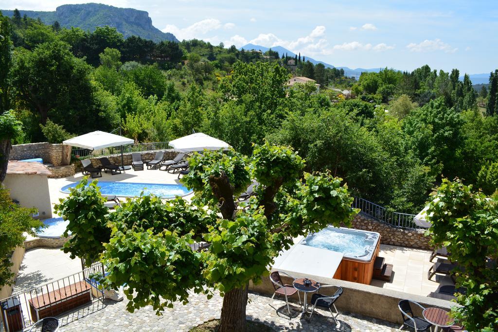 Hotel Le Colombier Мустьє-Сент-Марі Екстер'єр фото